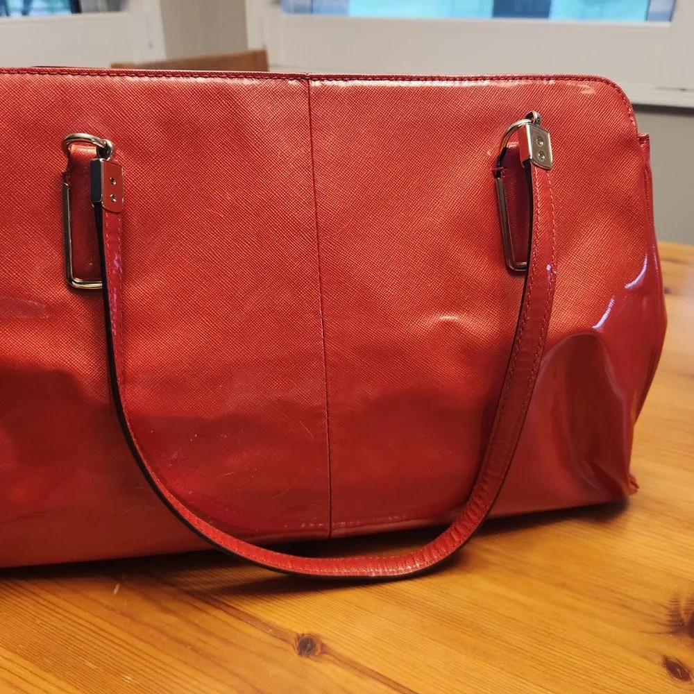 Coach Red Shoulder Bag and Wallet Set - Picture 4 of 5